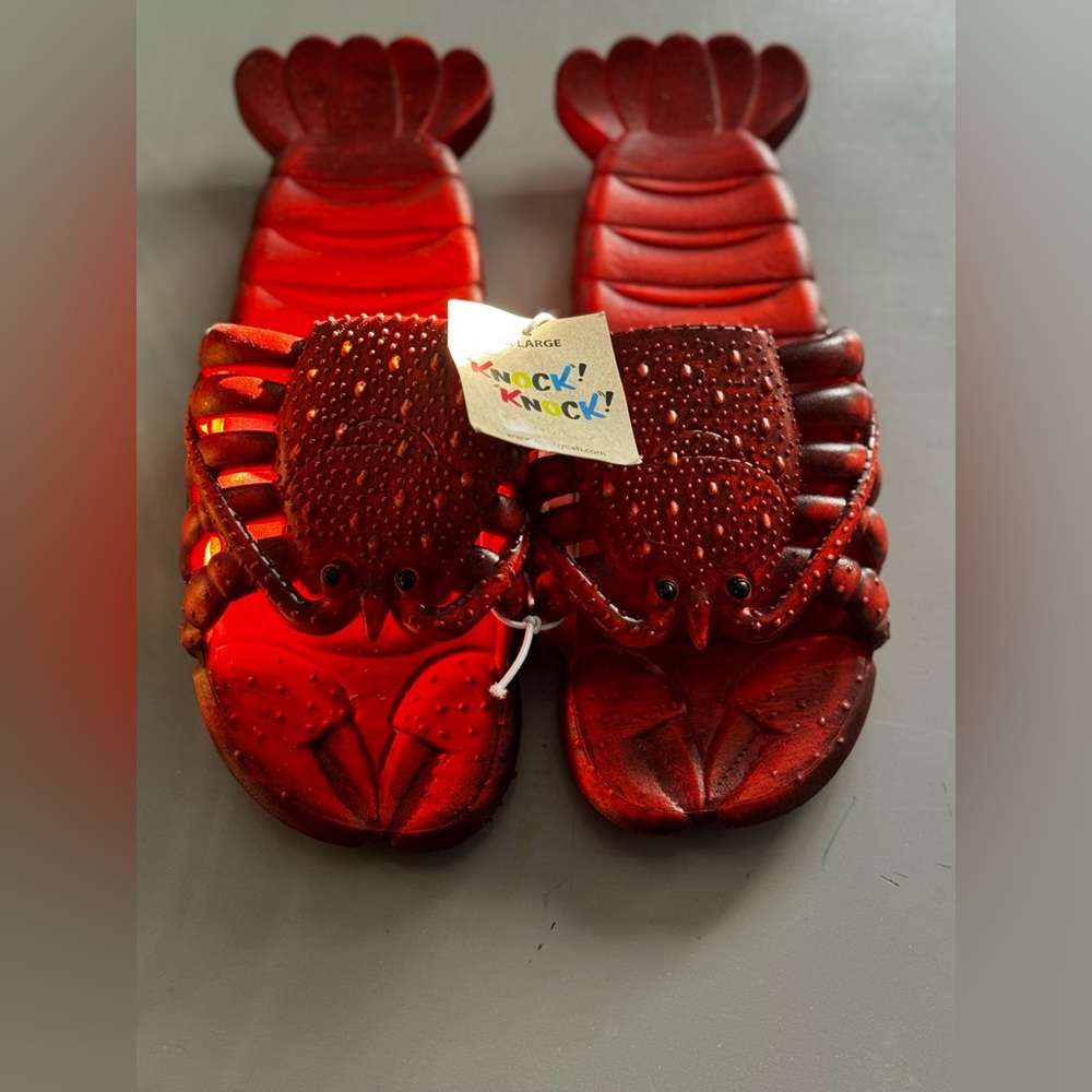 Knock Knock Adult Lobster Sandals - Vibrant Red